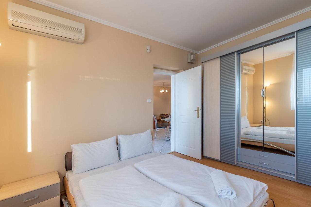 Appartamento Kék Hullám Apartman Siófok Esterno foto