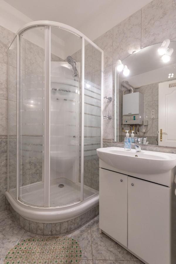 Appartamento Kék Hullám Apartman Siófok Esterno foto